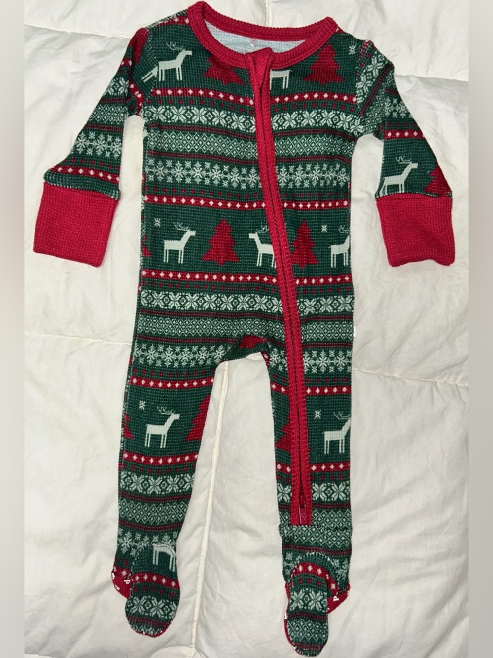 The Posh Peanut Christmas themed full zip front sleeper sz NB EUC